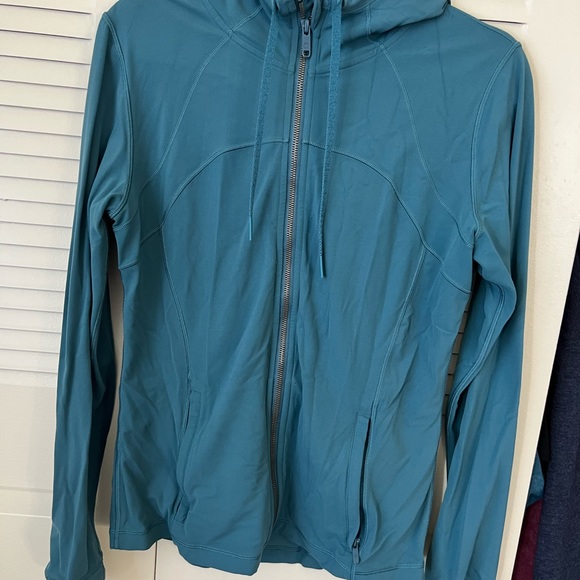 Lulu Lemon Define Nulu Jackets - Picture 6 of 6